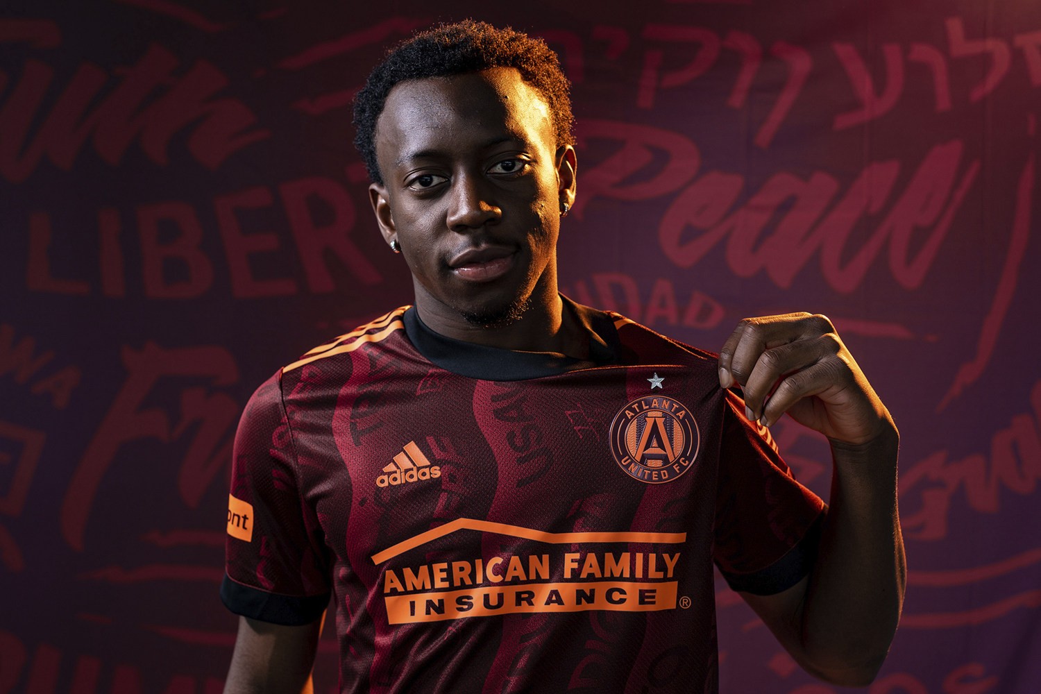 亚特兰大客场胜利,赢回球迷信任的简单介绍 亚特兰大客场胜利,赢回球迷信任的简单介绍