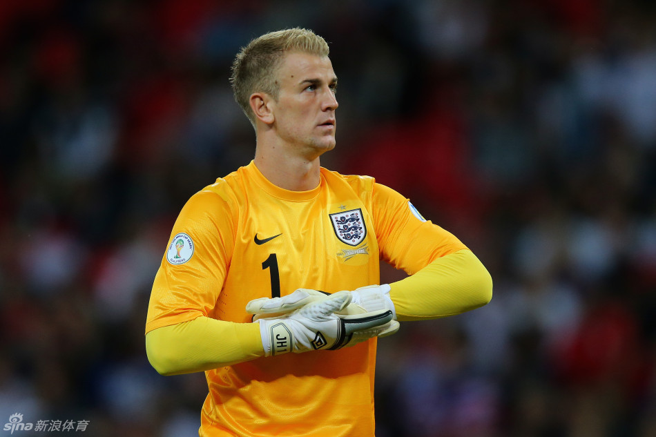 包含摩尔多瓦遭逢英格兰逆转，晋级希望黯然失色的词条